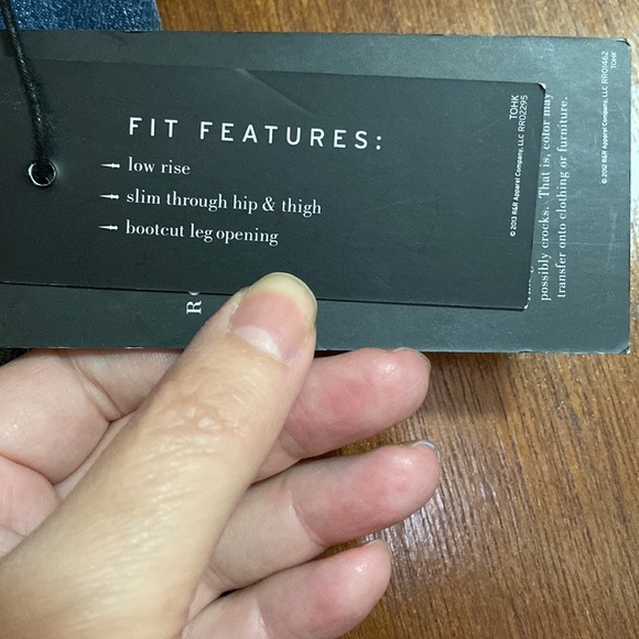 Rock & Republic Jeans - Picture 5 of 6